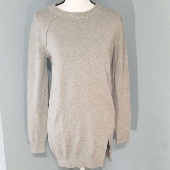 Free Press Sweater - Picture 3 of 8